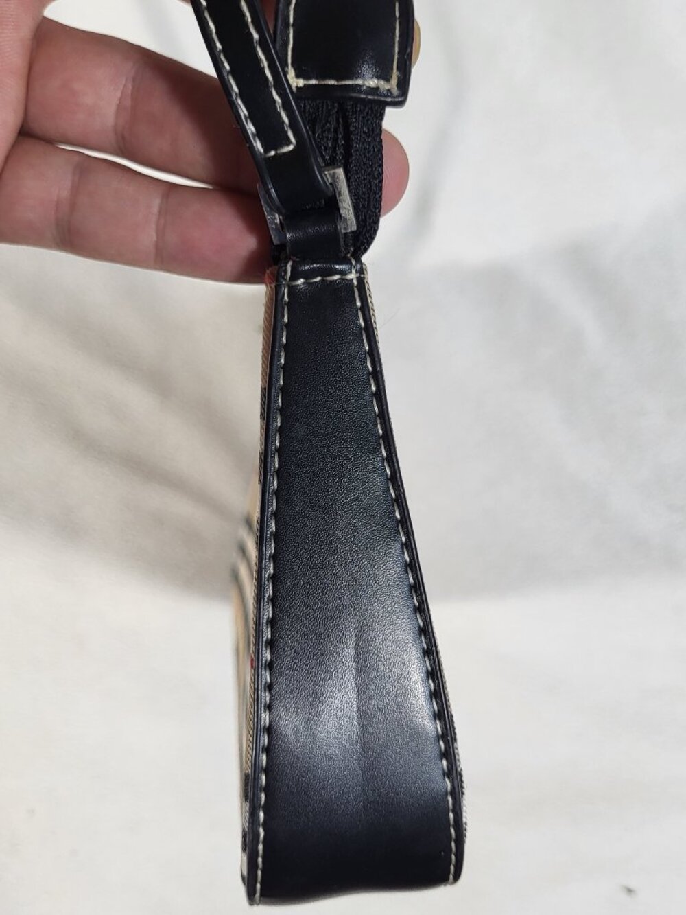 VINTAGE BURBERRY NOVA CHECK SHOULDER MINI BAG - Picture 7 of 16